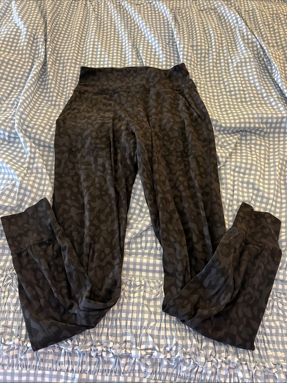 Lululemon pants